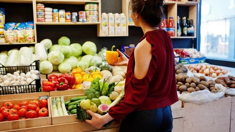 Một số người có thói quen tích trữ quá mức các mặt hàng gia dụng