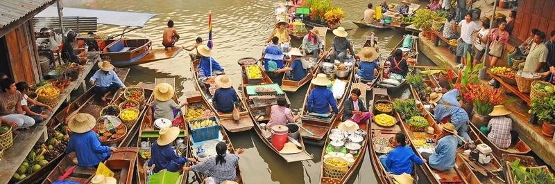 Chợ nổi Damnoen Saduak đậm chất văn hóa Thái Lan