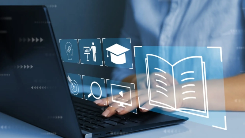 Công nghệ học trực tuyến mở rộng cơ hội tiếp cận