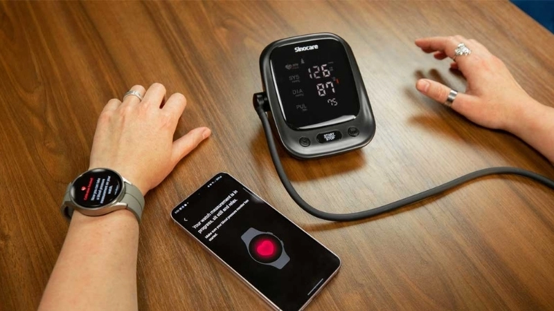 Các thiết bị và ứng dụng công nghệ theo dõi sức khỏe phổ biến hiện nay