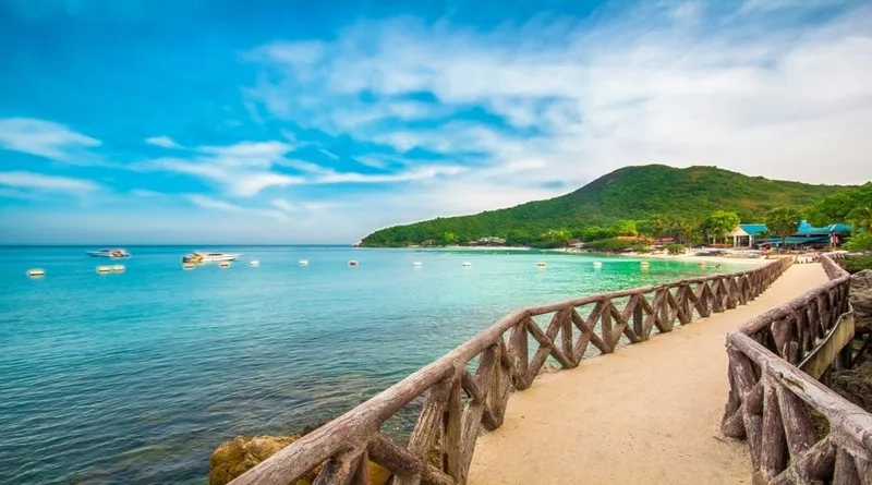 Đảo Koh Larn thích hợp cho kỳ nghỉ thư giãn