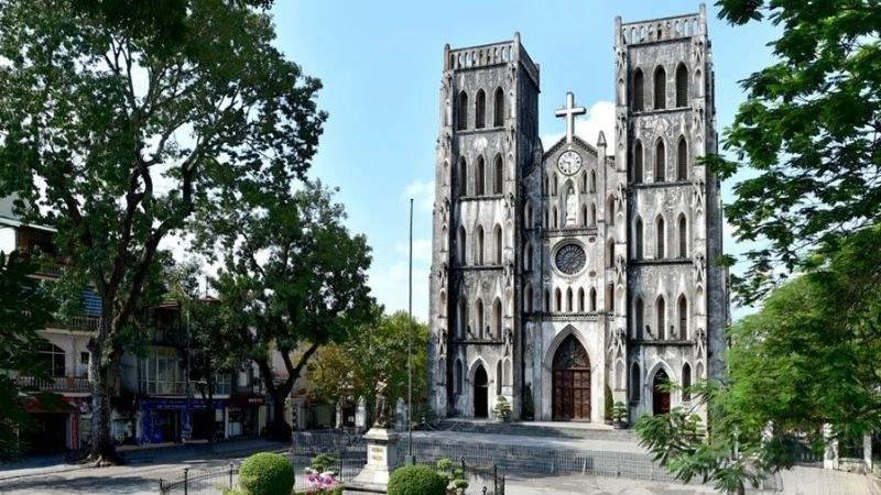 Nhà Thờ Lớn Hà Nội uy nghi giữa lòng thủ đô