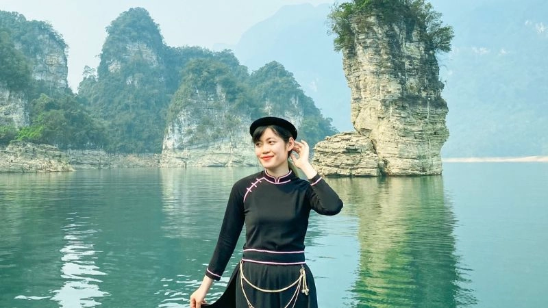 Hòa mình thiên nhiên tại hồ Na Hang thơ mộng