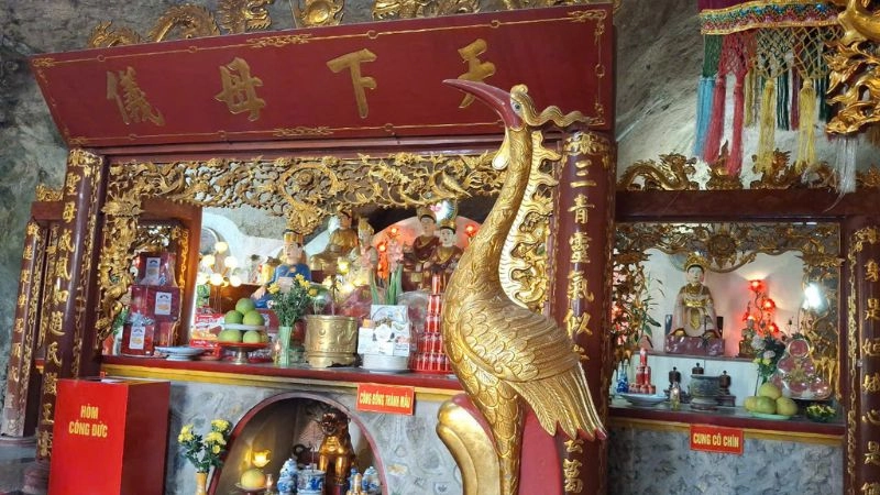 Nghe gió kể chuyện xưa tại chùa Tam Thanh thanh tịnh Ask ChatGPT