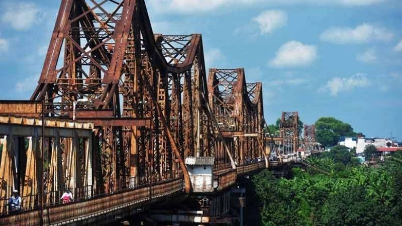 Cầu Long Biên níu giữ ký ức chiến tranh và hòa bình
