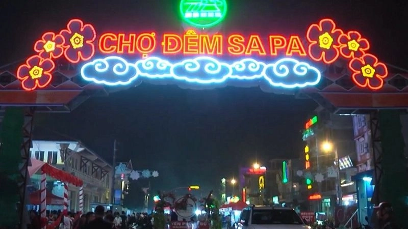 Chợ đêm Sapa: Nơi lý tưởng để khám phá văn hóa vùng cao