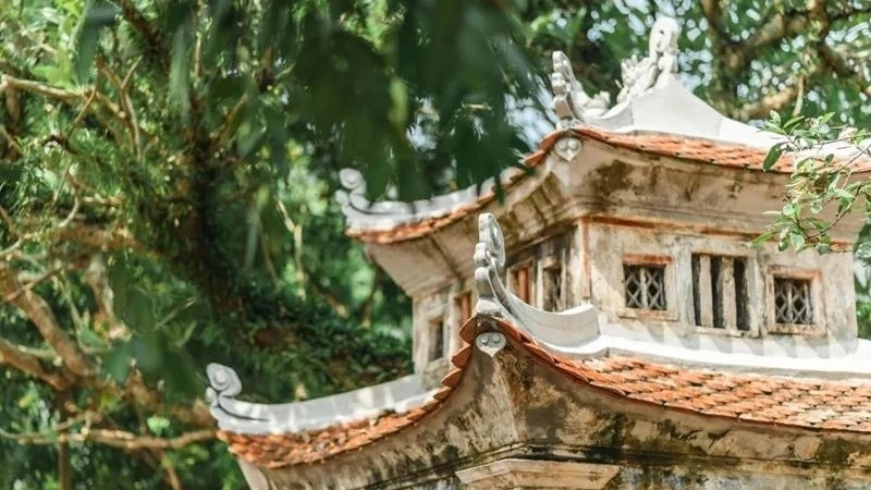 Cố đô Hoa Lư cổ kính giữa núi non trập trùng