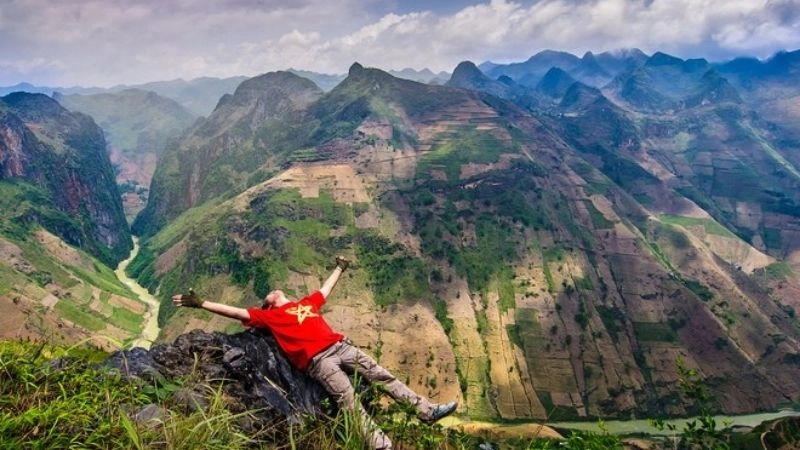 Đèo Mã Pí Lèng thách thức giới hạn bản thân