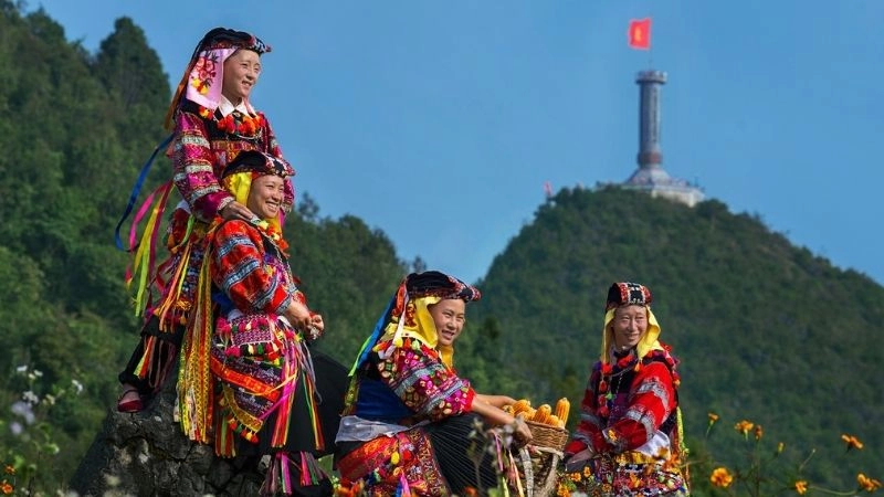 Lũng Cú lặng thầm giữa mây trời biên viễn