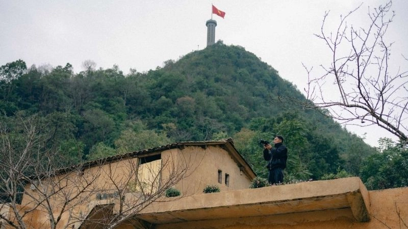 Đứng dưới cột cờ Lũng Cú dâng trào cảm xúc