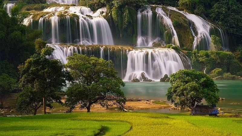 Bản Giốc hùng tráng với âm thanh của núi rừng