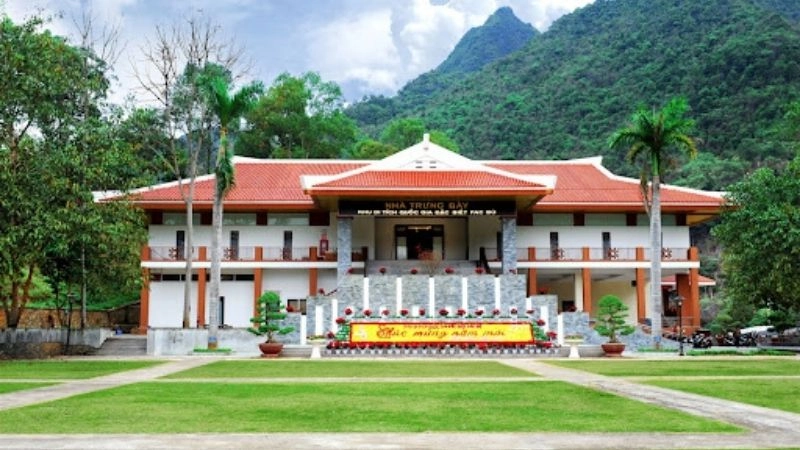 Thời điểm lý tưởng để khám phá Pắc Bó là từ tháng 9 đến tháng 3