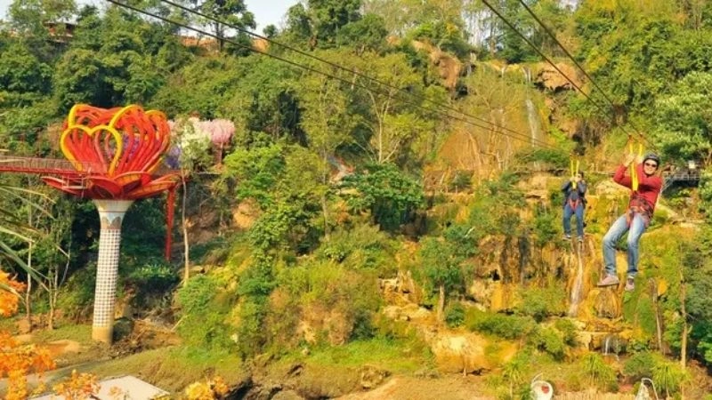 Dải Yếm mềm mại giữa đại ngàn lộng gió