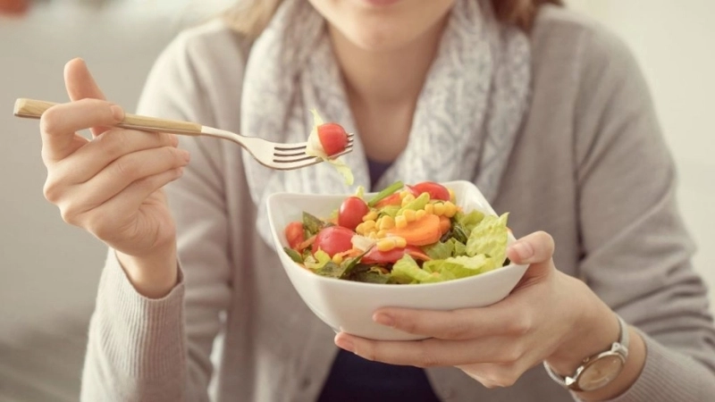 Quản lý căng thẳng giúp tránh ăn uống theo cảm xúc