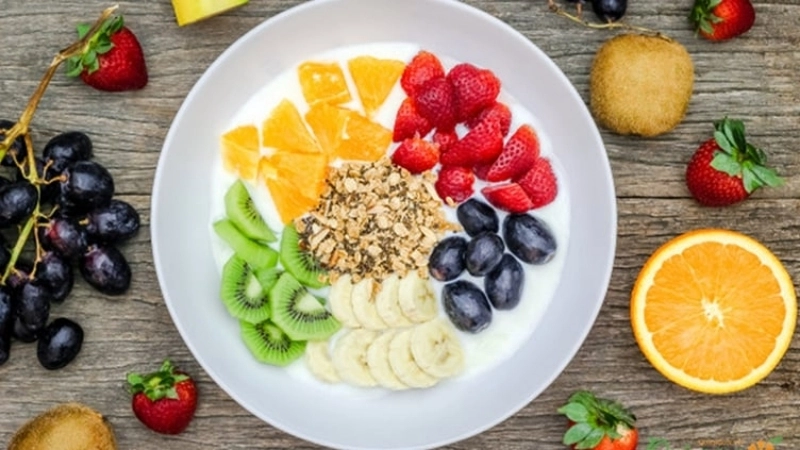 Hoa quả dầm sữa chua giúp đẹp da và tăng đề kháng