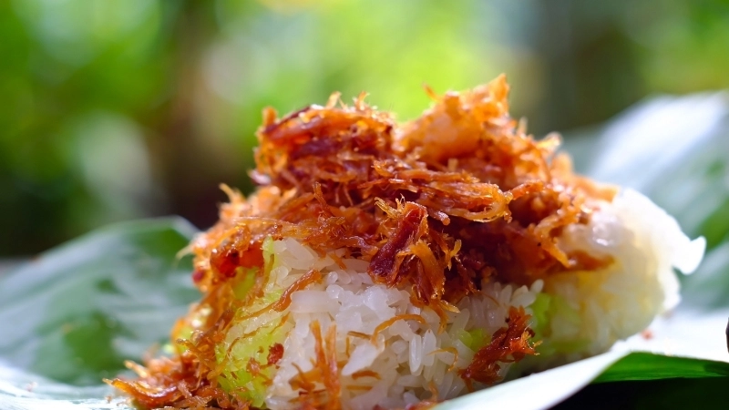 Xôi là món ăn truyền thống rất phổ biến vào buổi sáng