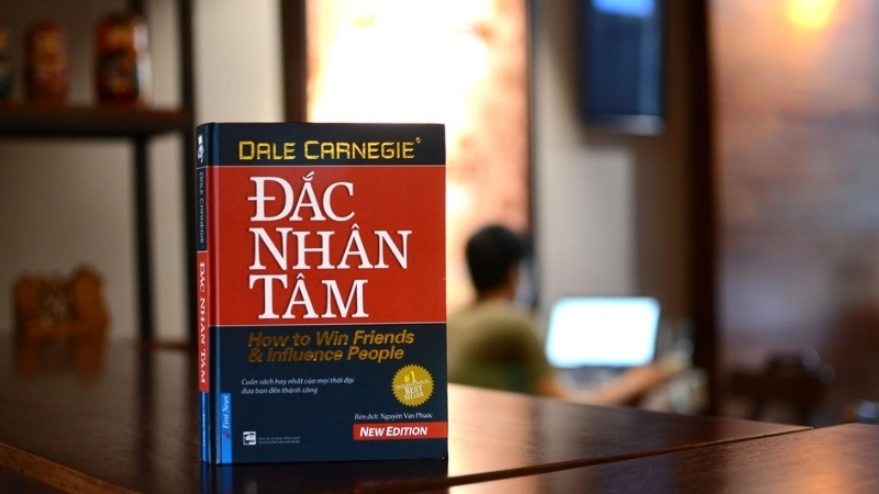 Đắc Nhân Tâm giúp cải thiện kỹ năng giao tiếp hiệu quả Hỏi ChatGPT