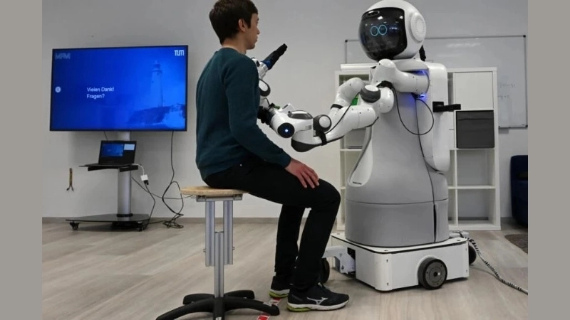 Ứng dụng phổ biến của robot trong chăm sóc sức khỏe