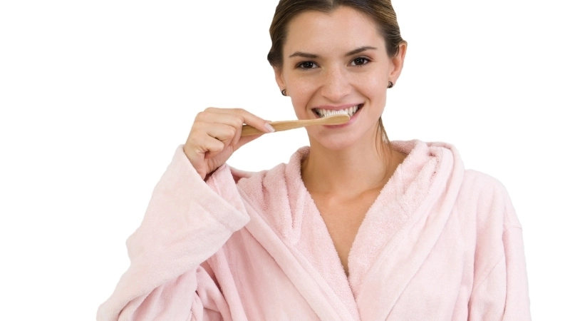 Nắm vững cách đánh răng giúp bảo vệ răng miệng tốt 