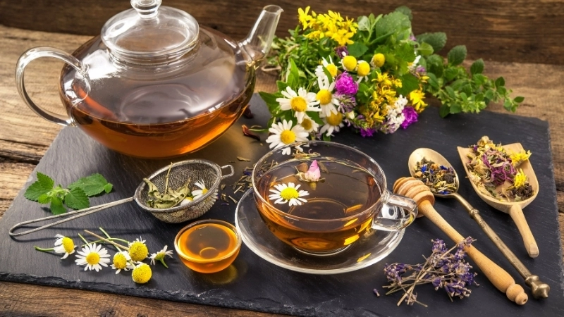 Trà thảo mộc giúp thư giãn và ngủ ngon hơn mỗi ngày