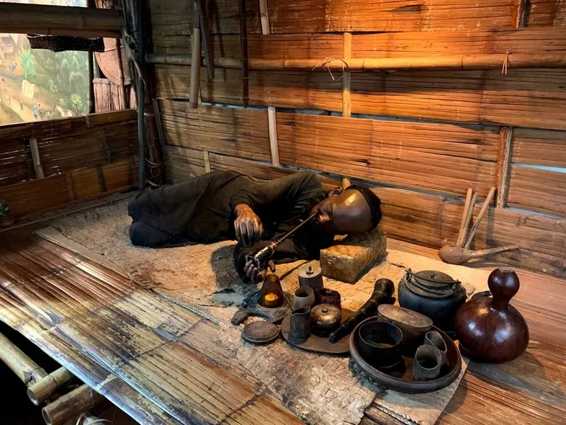 Lạc lối trong bảo tàng thuốc phiện Tam Giác Vàng