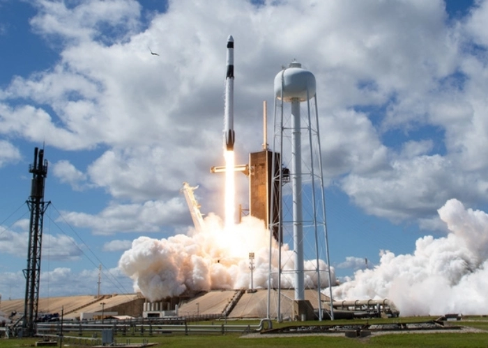 Cơ hội và thách thức của tàu vũ trụ tư nhân đang hiện hữu