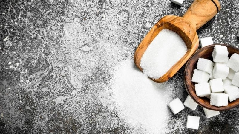 Đường tinh luyện là đường được sản xuất trực tiếp từ cây mía