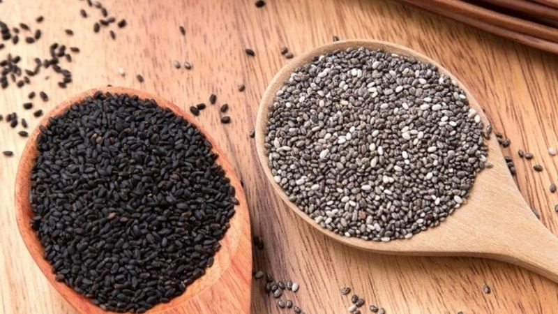 Hạt chia có lượng calo thấp nhưng lại giàu chất xơ