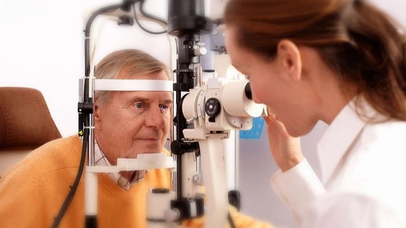 Phương pháp điều trị bệnh thoái hóa điểm vàng