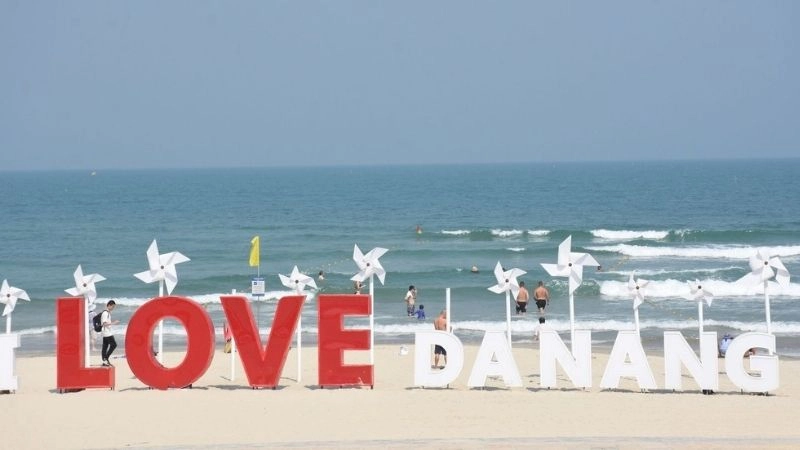 Ảnh Đà Nẵng đẹp gói trọn khoảnh khắc Mỹ Khê xanh