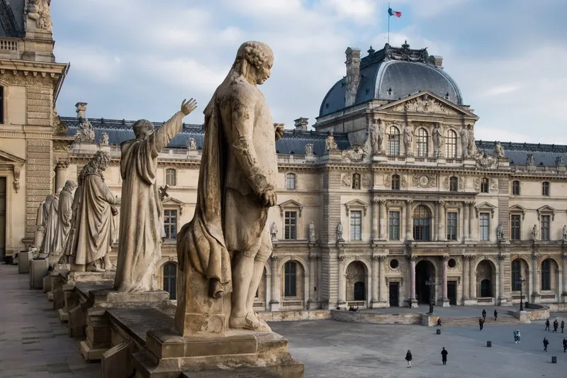 Những kiệt tác vĩnh cửu trong bảo tàng Louvre chờ bạn