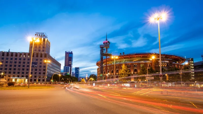 Barcelona rực rỡ với những công trình Gaudi độc đáo