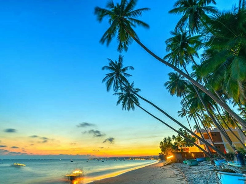 Khám phá lý do Mũi Né thu hút nhiều du khách vào mùa hè