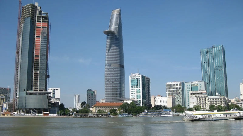 Bitexco Financial Tower view toàn cảnh Sài Gòn