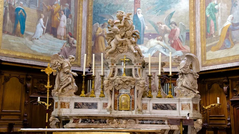 Khám phá những con phố cổ kính ở Bordeaux