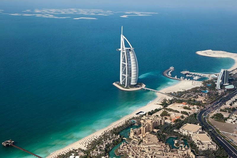 Trải nghiệm du lịch sang trọng trên Du thuyền Burj Al Arab