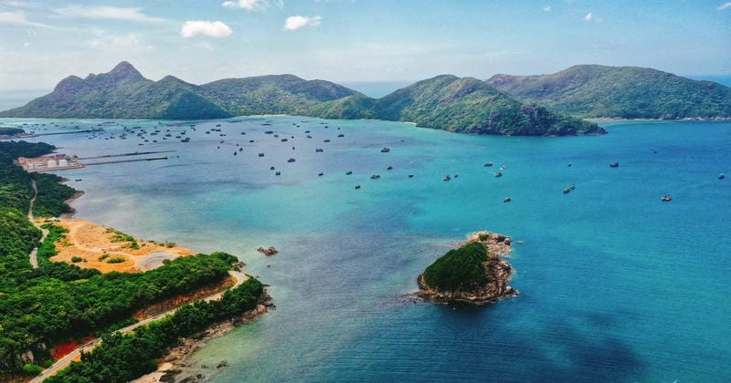 Vẻ đẹp Cảnh biển Côn Đảo tại bãi Nhát thơ mộng