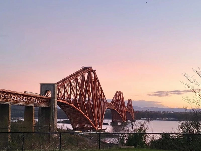 Du lịch Scotland không thể bỏ qua Cầu Forth