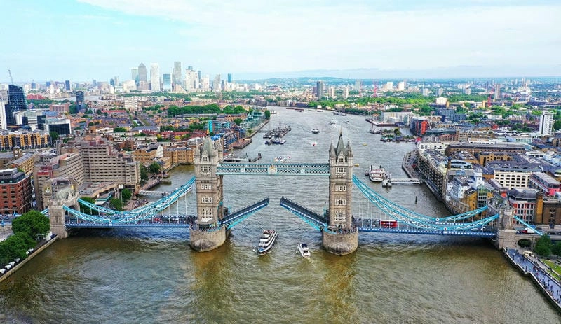 Tìm hiểu Lịch sử Cầu Tháp London Bridge qua thời gian