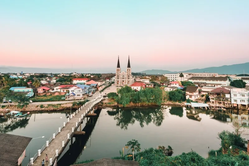 Chanthaburi mang vẻ đẹp cổ kính và yên bình