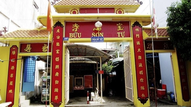 Lịch sử hình thành Chùa Đất Sét kỳ bí