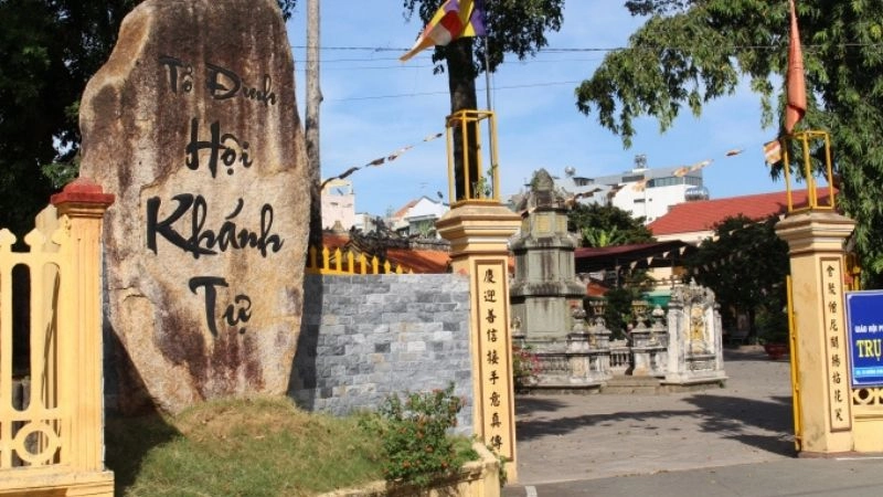 Thời điểm lý tưởng để đến thăm chùa Hội Khánh