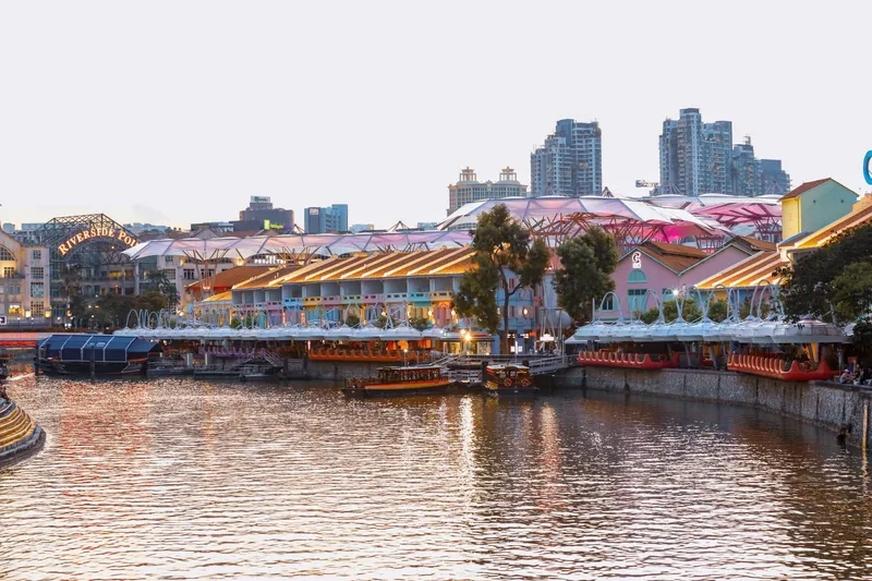Clarke Quay hòa quyện giữa cổ điển và hiện đại