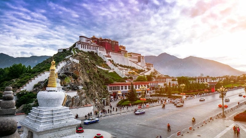 Giờ mở cửa Cung điện Potala thuận tiện cho khách tham quan