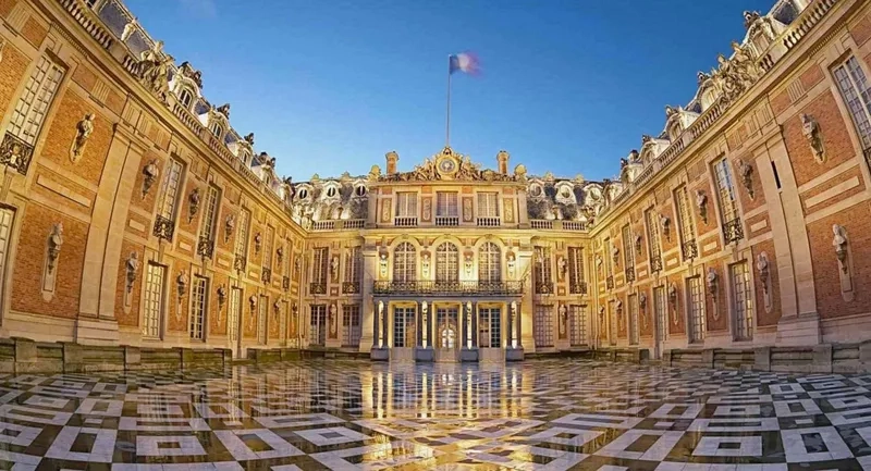 Đôi nét về Cung điện Versailles