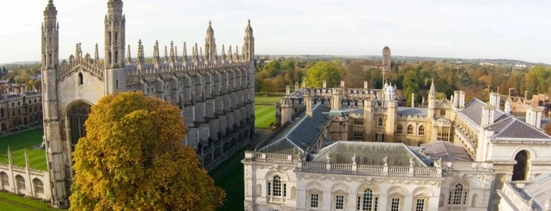 Thưởng ngoạn Đại học Cambridge mùa xuân hoa nở khắp mọi nơi