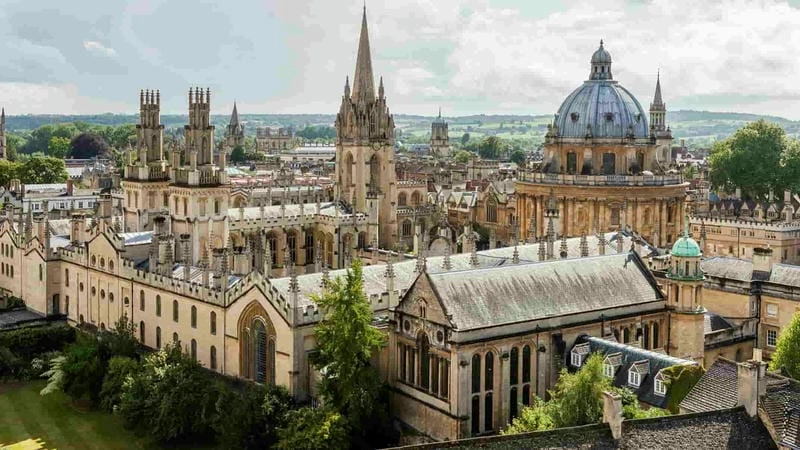 Đại học Oxford ngành học đa dạng và có chất lượng cao