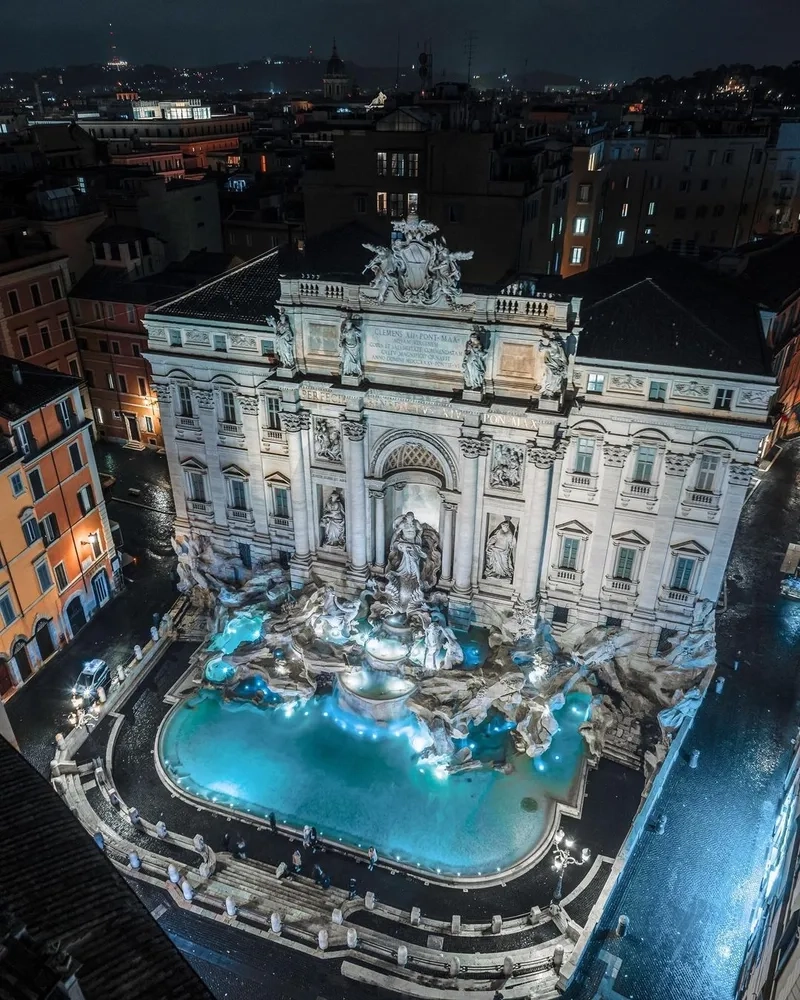 Đài phun nước Trevi là điểm đến không thể bỏ lỡ