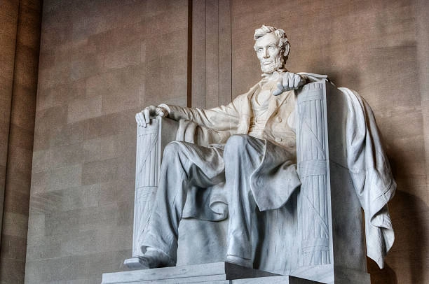 Vẻ đẹp Thiết kế Đài tưởng niệm Lincoln hòa quyện kiến trúc cổ