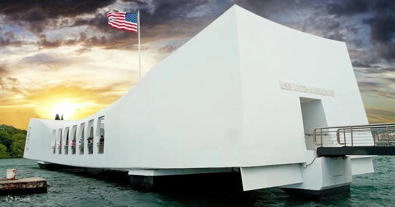 Ngắm Ảnh Đài tưởng niệm USS Arizona Hawaii yên bình